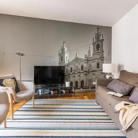 Plum Guide - Majestic Green Lisboa